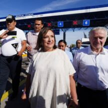 Se compromete Xóchitl Gálvez con productores inconformes en Sinaloa