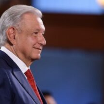 López Obrador revela cuáles serán sus epitafios