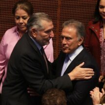 AMLO NIEGA PRESIÓN A YUNES POR VOTO DE REFORMA JUDICIAL