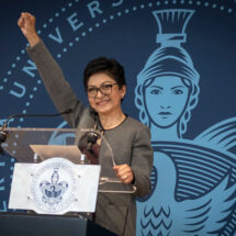 Rectora de la BUAP recibe ovaciones de reelección tras presentar su tercer informe de labores