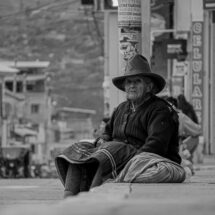 Indignación en Tehuacán por la Imprudencia de un Conductor que Derriba a una Mujer de la Tercera Edad