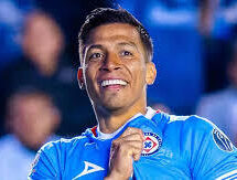 Ángel Sepúlveda Brilla como Goleador en Cruz Azul y Aumenta su Popularidad entre la Afición Celeste