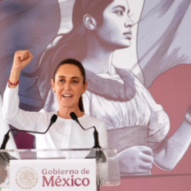 Claudia Sheinbaum llama a la austeridad y critica uso indebido de recursos públicos