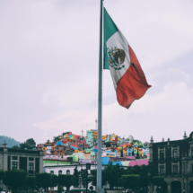 Predicciones 2025′: Los mexicanos esperan un futuro mejor, pero con importantes desafíos por delante