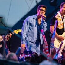 NUEVOS PROYECTOS ESTE 2025 PARA LOS JONAS BROTHERS