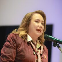 CRITICAN LA SUSPENSIÓN DICTADA POR UN JUEZ PARA FRENAR EL PROCESO DE CANDIDATURAS EN EL PJ
