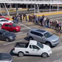 CIERRAN VÍA ATLIXCAYOTL GRUPO DE ESTUDIANTES DE LA BUAP