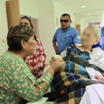 EXPONEN Y RESCATAN A ADULTOS MAYORES DE ASILO EN SLP
