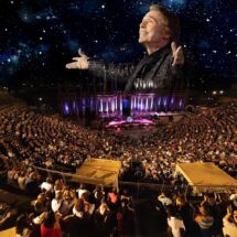 GRAN RECIBIMIENTO TUVO RAPHAEL EN SU PRESENTACIÓN EN EL ESTADO MEXICANO DE MERIDA