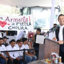 Pemex reafirma compromiso con Puebla; gobierno estatal recibe segunda entrega de asfalto